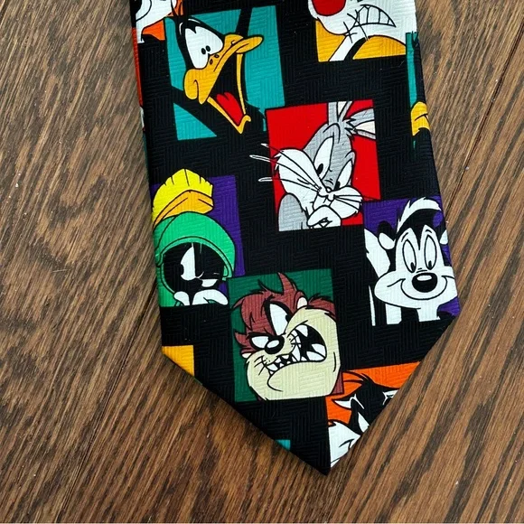 VINTAGE Warner Bros Looney Tunes Cartoon Characters Neck Tie 2000 - Picture 4 of 6